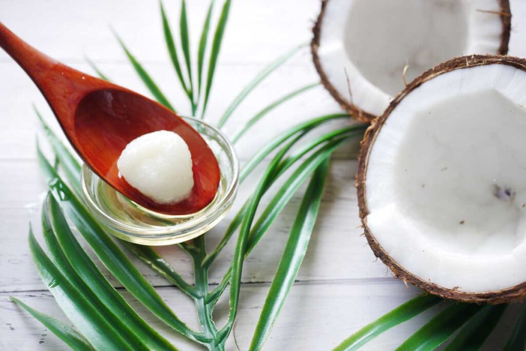Coconut-oil_antimicrobial-properties_sports-skincare